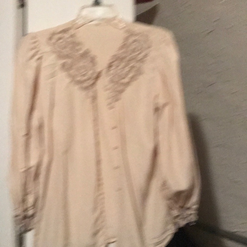 Blouse all offers will be considered